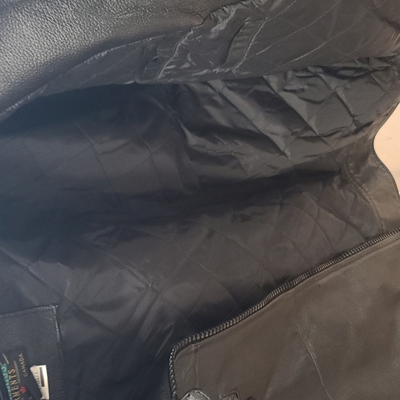 Leather jacket. - Picture 2 of 4